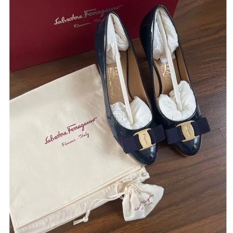 FERRAGAMO Carla鞋